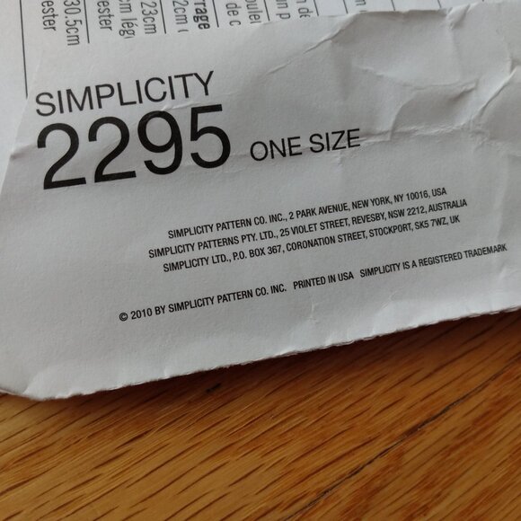 Child's Apron Play Kitchen Baking Toys Sewing Pattern Simplicity 2295 UNCUT - Picture 8 of 11